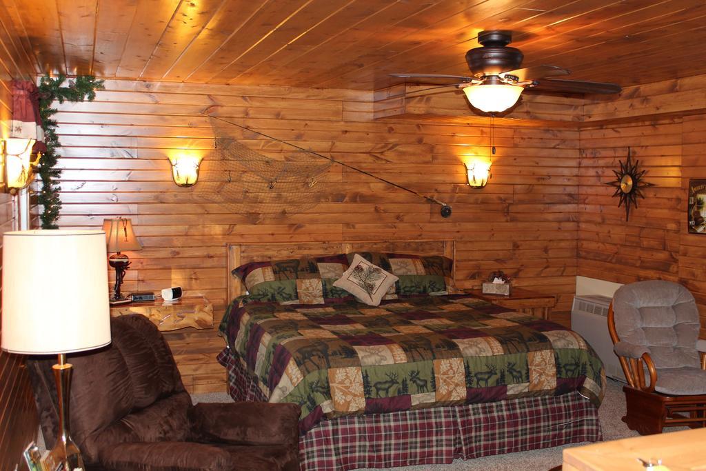 Vila Trickling Waters Retreat Marquette Pokoj fotografie
