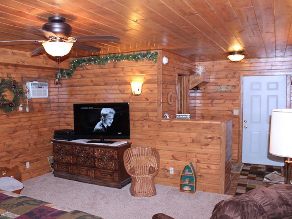 Vila Trickling Waters Retreat Marquette Pokoj fotografie